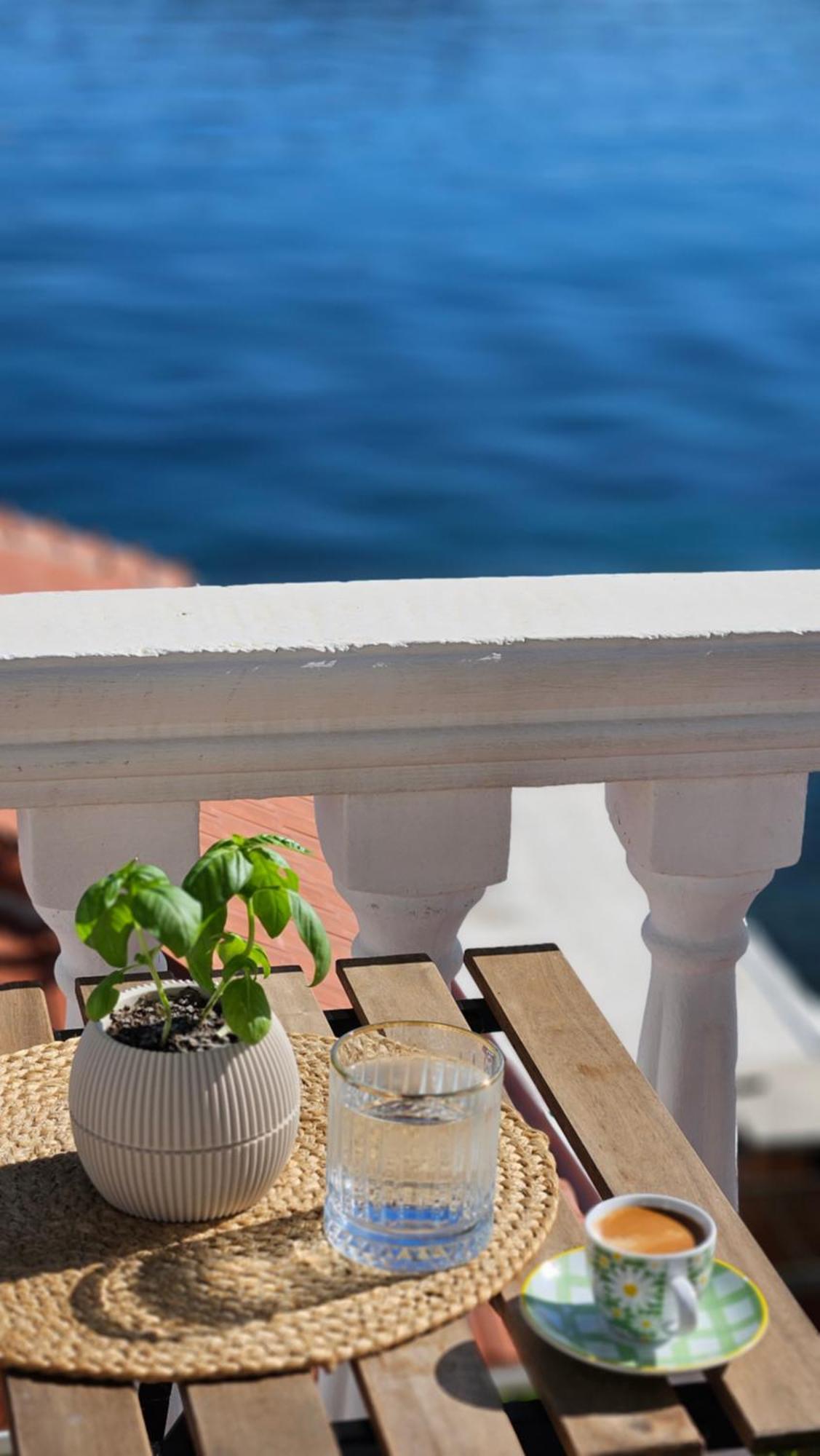 La Casa Di Sonja Lägenhet Tivat Exteriör bild